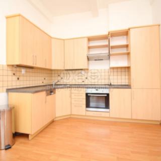 Pronájem bytu 1+1 45 m² Hradec Králové