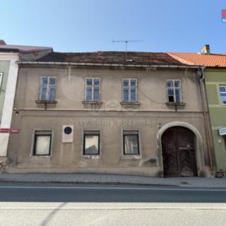 Prodej rodinného domu 500 m² Cerhovice, Pražská