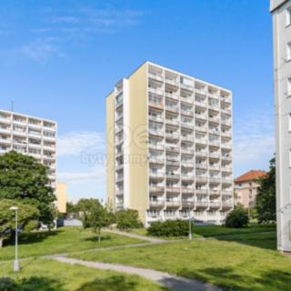 Prodej bytu 1+kk, garsoniery 27 m² Kladno