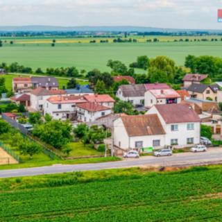 Prodej stavební parcely 902 m² Stěžery