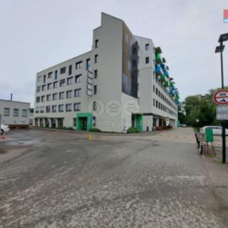 Pronájem kanceláře 486 m² Brno Komárov, Svatopetrská