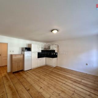 Pronájem bytu 1+kk a garsoniéry 31 m² Litomyšl -Město, Smetanovo náměstí