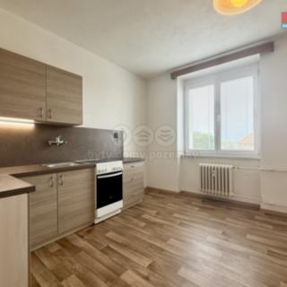 Pronájem bytu 3+1 75 m² Nové Město nad Metují, Klosova