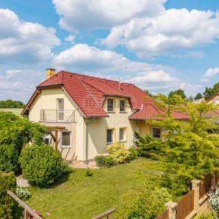 Prodej rodinného domu 222 m² Hostomice, Luční