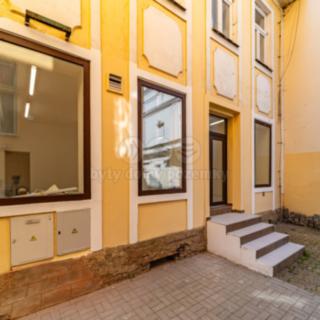 Pronájem obchodu 76 m² Mariánské Lázně, Hlavní třída