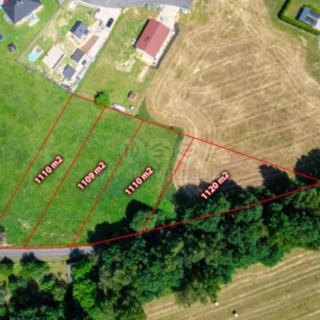 Prodej stavební parcely 997 m² Šabina
