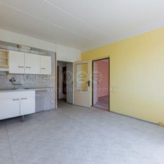 Prodej bytu 1+1 37 m² Karlovy Vary Rybáře, U Koupaliště