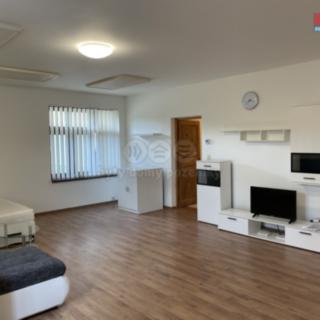 Pronájem bytu 1+kk a garsoniéry 52 m² Kozmice