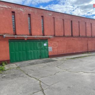 Pronájem garáže 17 m² Kladno