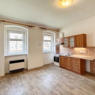 Pronájem bytu 2+kk 36 m² Karlovy Vary