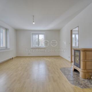 Pronájem rodinného domu 115 m² Vejprnice