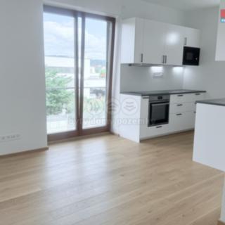 Pronájem bytu 2+1 70 m² Černošice, Větrná