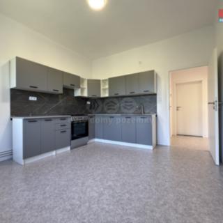 Pronájem bytu 3+1 87 m² Poděbrady II, Boučkova
