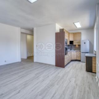 Pronájem bytu 3+1 80 m² Vejprnice, Plzeňská