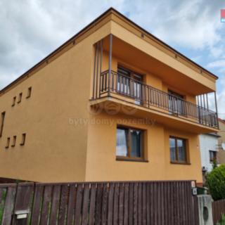 Prodej rodinného domu 180 m² Píšť