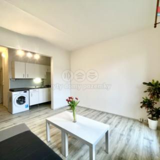 Pronájem bytu 1+kk, garsoniery 28 m² Zlín