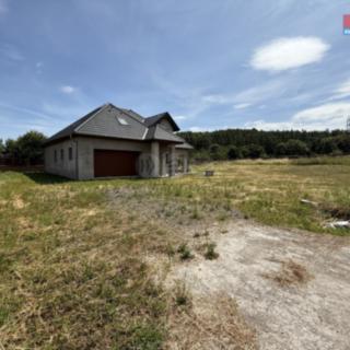 Prodej rodinného domu 253 m² Dubno