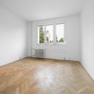 Prodej bytu 3+1 62 m² Plzeň Doubravka, Lesní