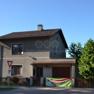 Prodej rodinného domu 150 m² Kramolna