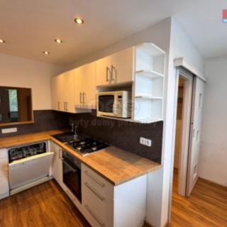 Pronájem bytu 3+1 65 m² Ústí nad Labem, Tolstého