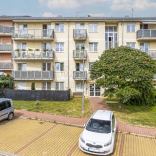 Prodej bytu 2+kk 53 m² Modletice