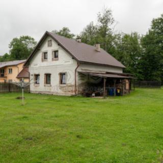 Prodej rodinného domu 195 m² Štíty