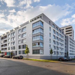 Pronájem garáže 12 m² Plzeň