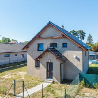 Prodej rodinného domu 127 m² Písty