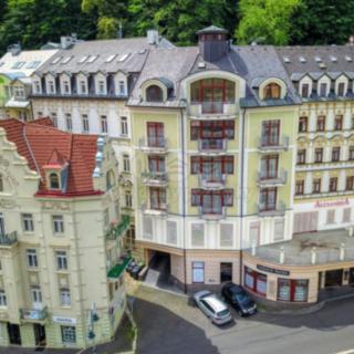 Prodej bytu 5+1 a více 365 m² Karlovy Vary