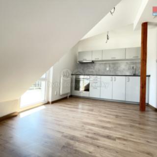 Pronájem bytu 2+1 55 m² Chomutov, Zborovská