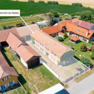 Prodej stavební parcely 899 m² Slepotice Nové Holešovice