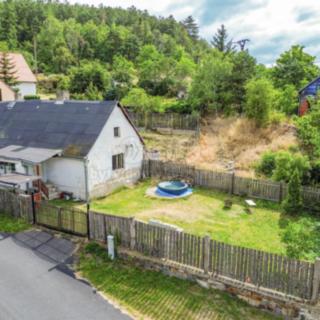 Prodej rodinného domu 67 m² Lubenec, Jelení
