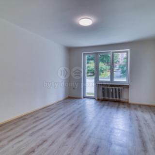 Prodej bytu 3+1 72 m² Plzeň Lobzy, Pod Vrchem