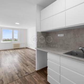 Prodej bytu 2+kk 45 m² Kladno, Mládežnická