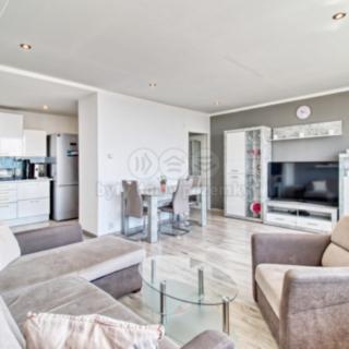 Prodej bytu 3+1 72 m² Chomutov, Březenecká