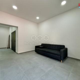 Pronájem obchodu 35 m² Ostrava Moravská, Poděbradova