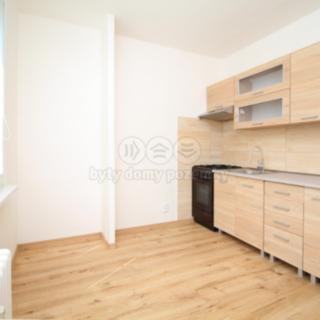 Pronájem bytu 1+1 38 m² Hradec Králové Nový, Prostějovská