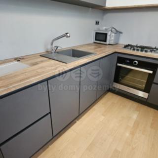 Pronájem bytu 3+1 82 m² Frýdek-Místek, Bruzovská