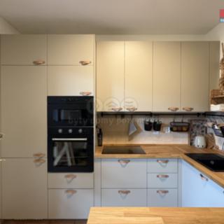 Prodej bytu 3+1 98 m² Dvůr Králové nad Labem, Štefánikova
