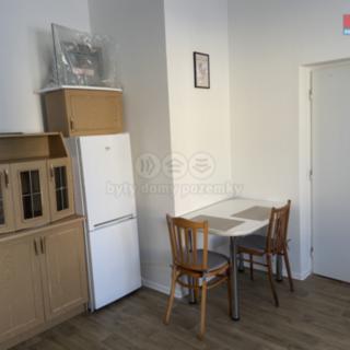Pronájem bytu 2+1 30 m² Olomouc Neředín, Neředínská