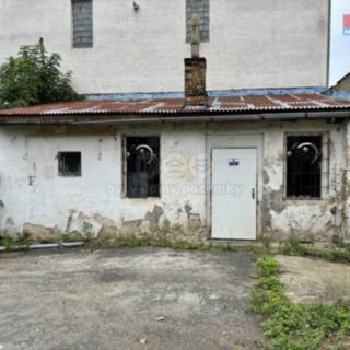 Pronájem skladu 18 m² Slaný