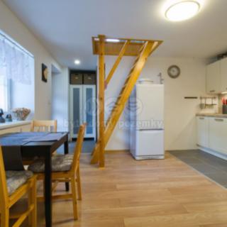 Prodej rodinného domu 216 m² Bžany
