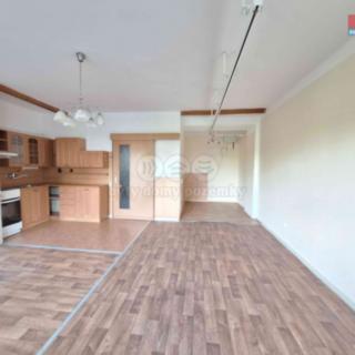 Pronájem bytu 1+kk a garsoniéry 42 m² Hrabyně