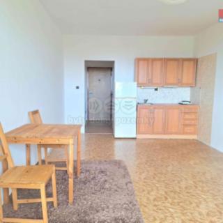 Pronájem bytu 1+kk a garsoniéry 28 m² Ostrava Moravská, Gen. Píky