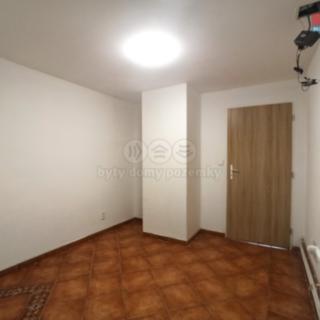 Pronájem bytu 2+1 58 m² Bohuňovice, 6. května