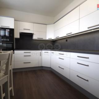 Pronájem bytu 2+1 64 m² Frýdek-Místek Místek, Brožíkova