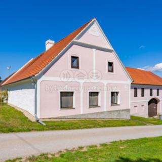 Prodej rodinného domu 150 m² Záboří