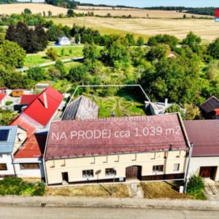 Prodej stavební parcely 1 039 m² Věžky