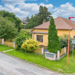 Prodej rodinného domu 90 m² Červené Pečky, Husova