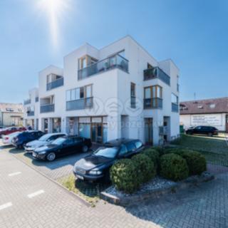 Prodej bytu 3+kk 69 m² Mukařov